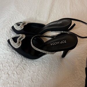 TOP Moda Black Heels with Sparkling Silver Details